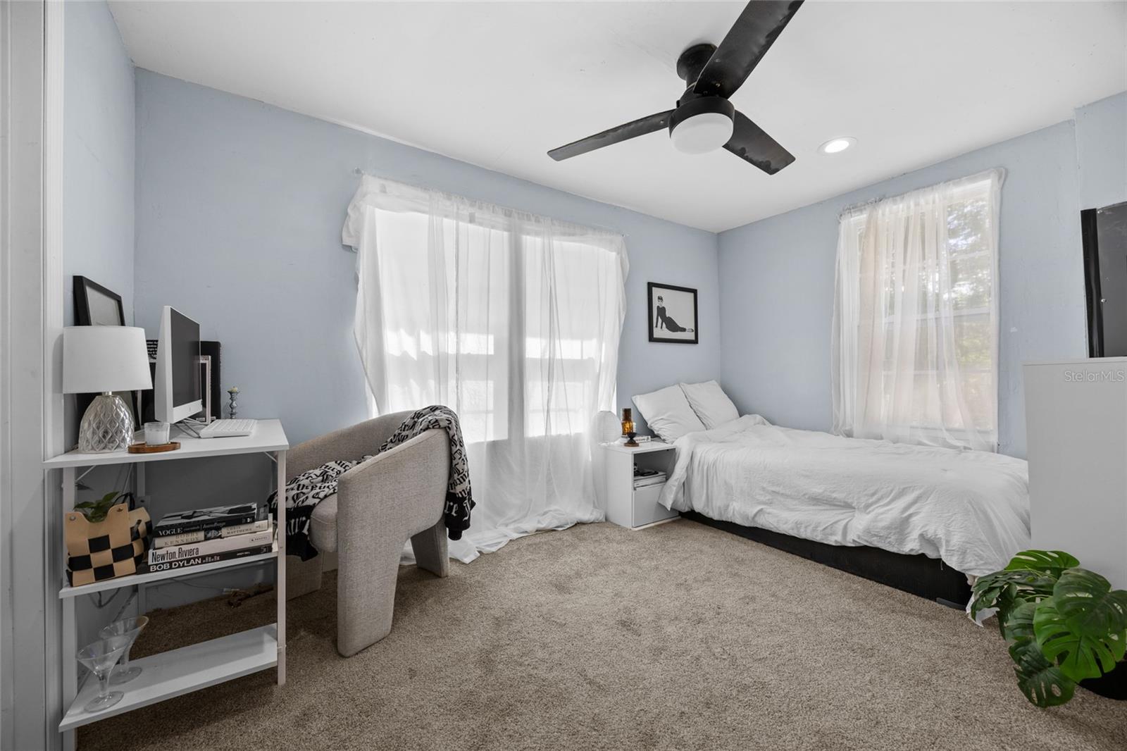 Image 15 of 19 For 21776 57th Avenue