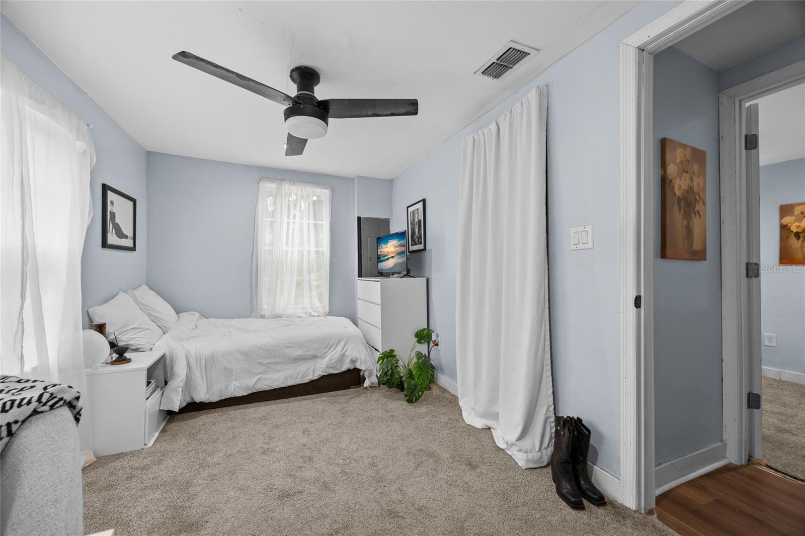 Image 16 of 19 For 21776 57th Avenue