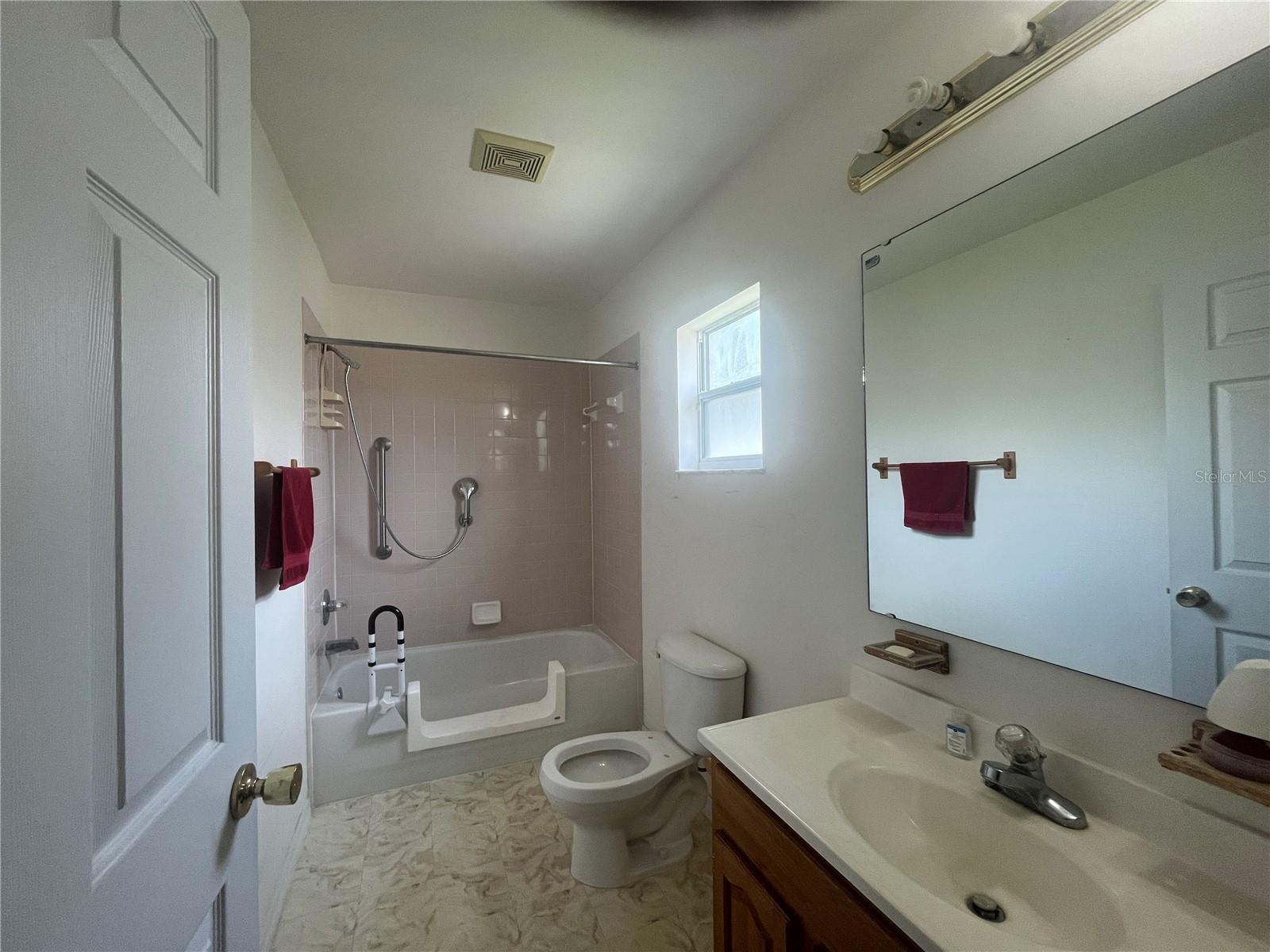 Image 21 of 33 For 1117 22nd Street