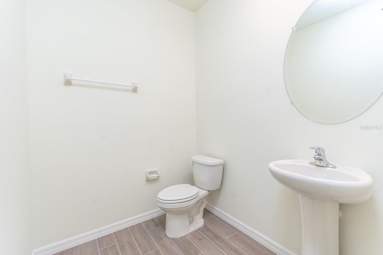 Image 17 of 32 For 4844 51st Way