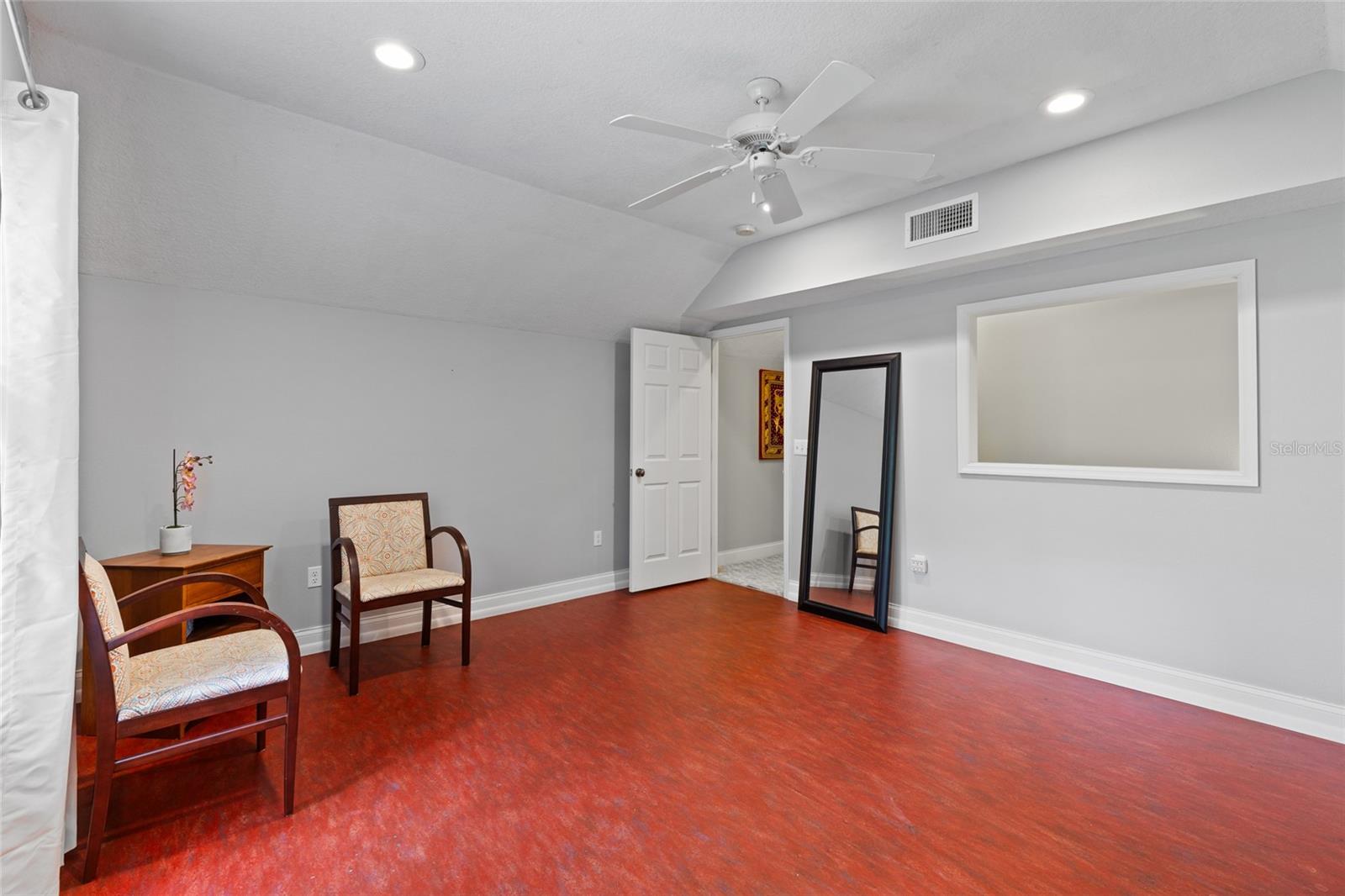 Image 31 of 45 For 4073 21st Terrace