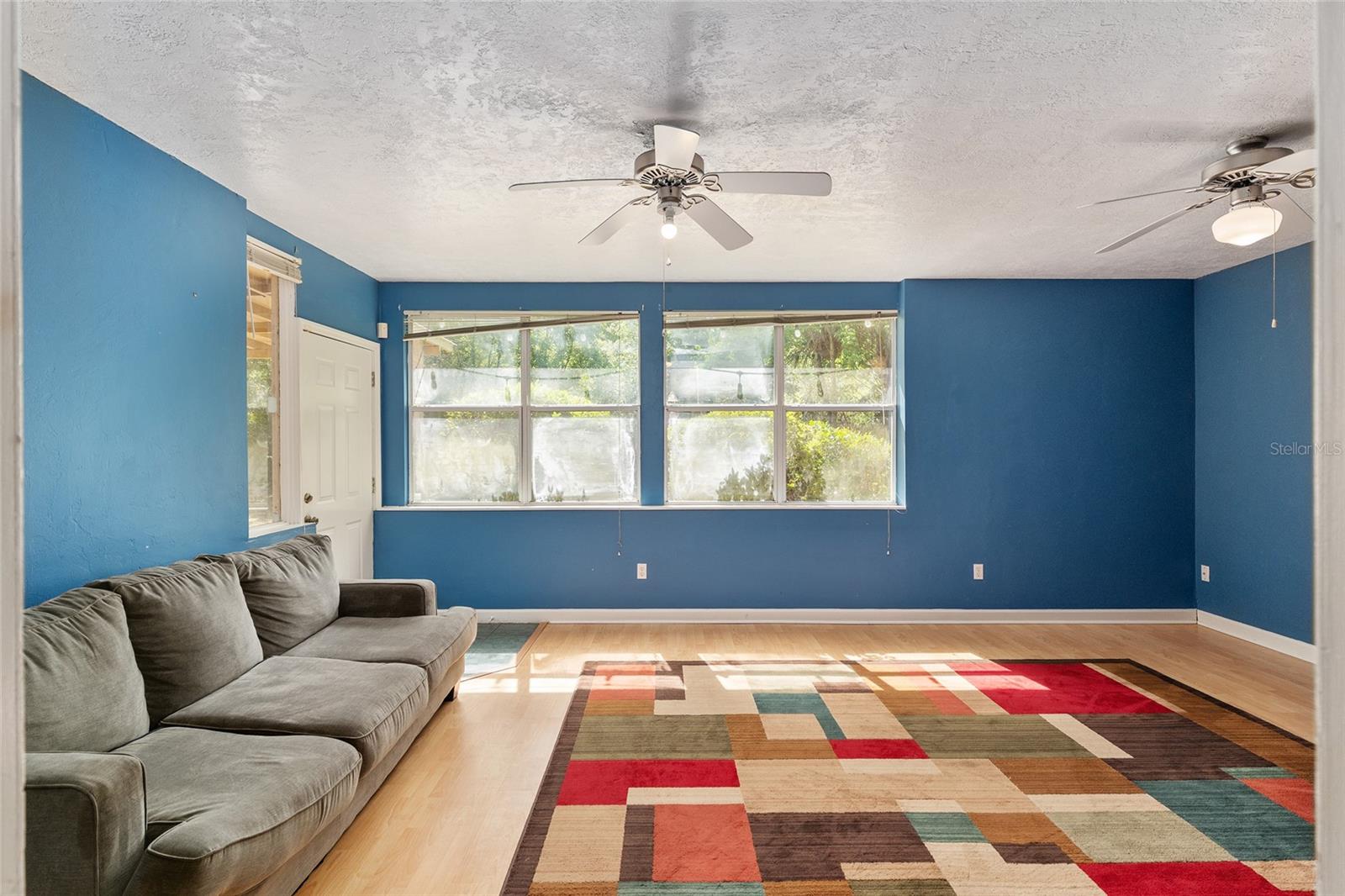 Image 21 of 57 For 806 21st Street