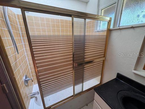 Image 5 of 6 For 2616 4th Place Apt A