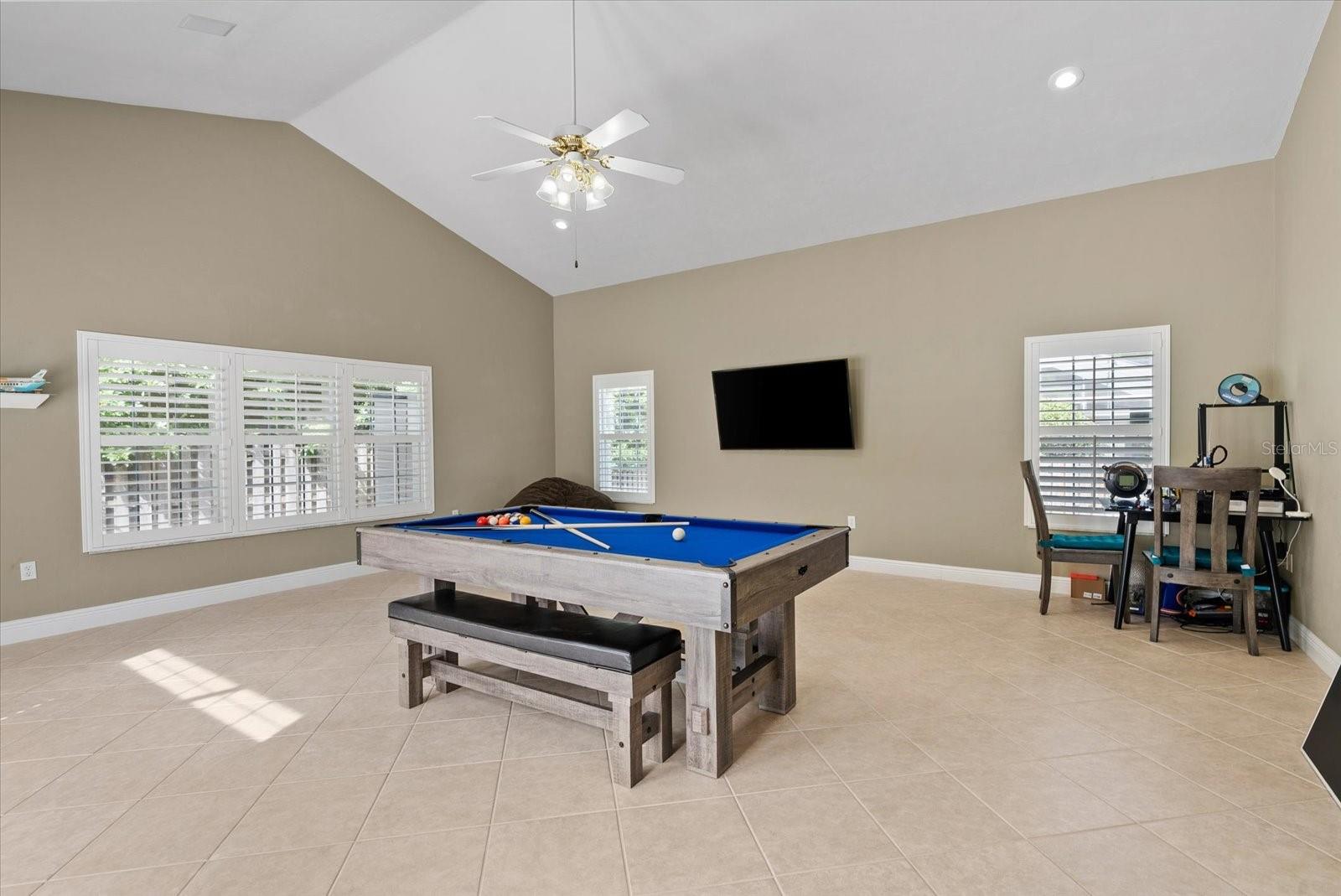Image 12 of 72 For 8815 11th Avenue