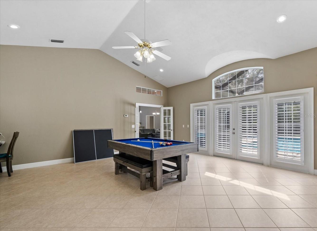 Image 13 of 72 For 8815 11th Avenue