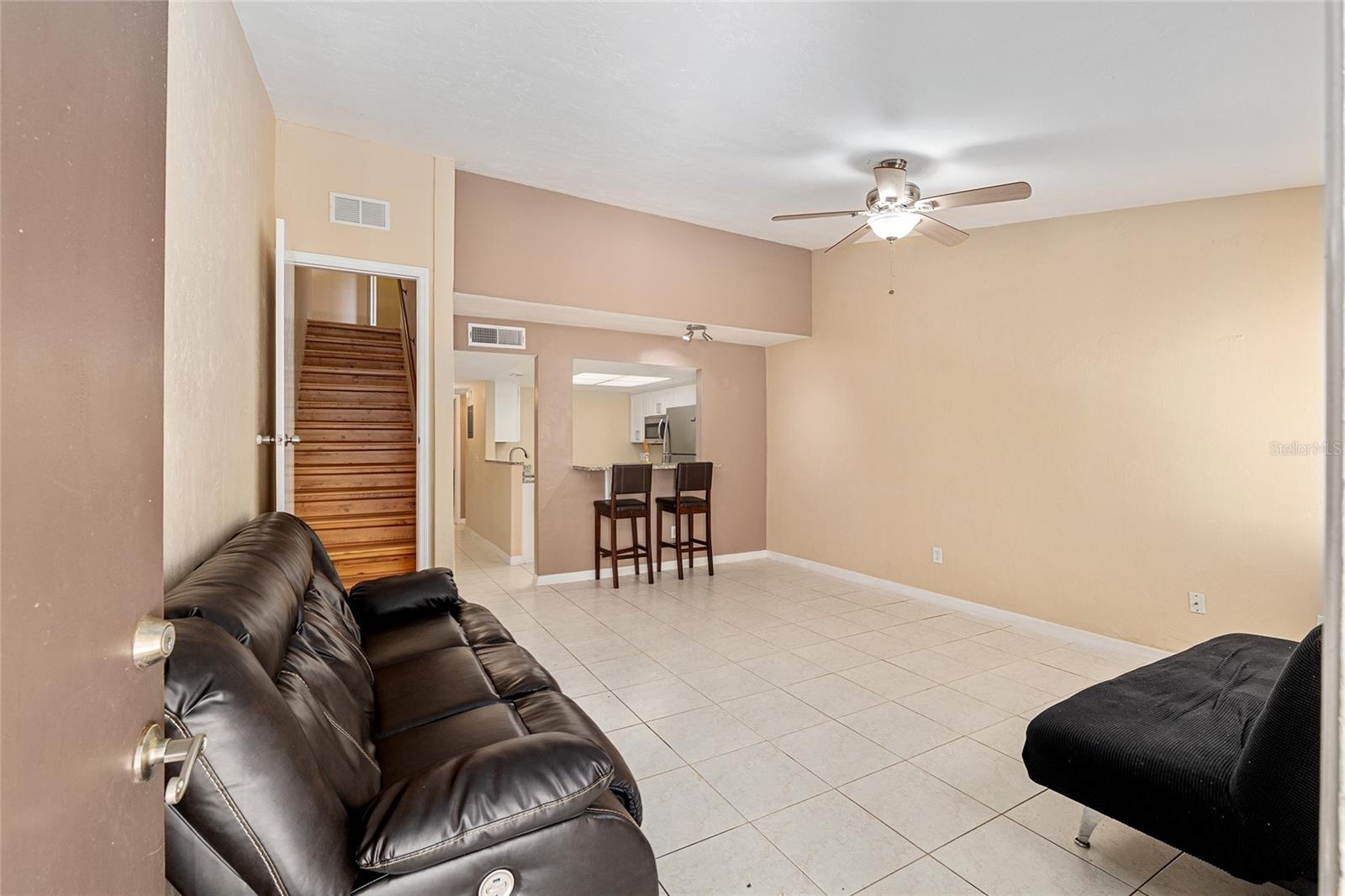 Image 8 of 37 For 2508 35th Place 30