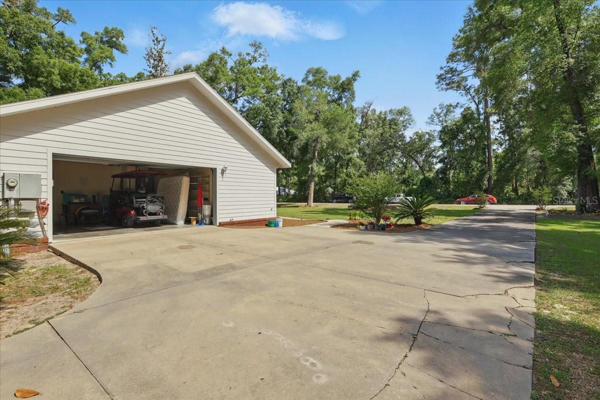 Image 36 of 61 For 7061 112th Place