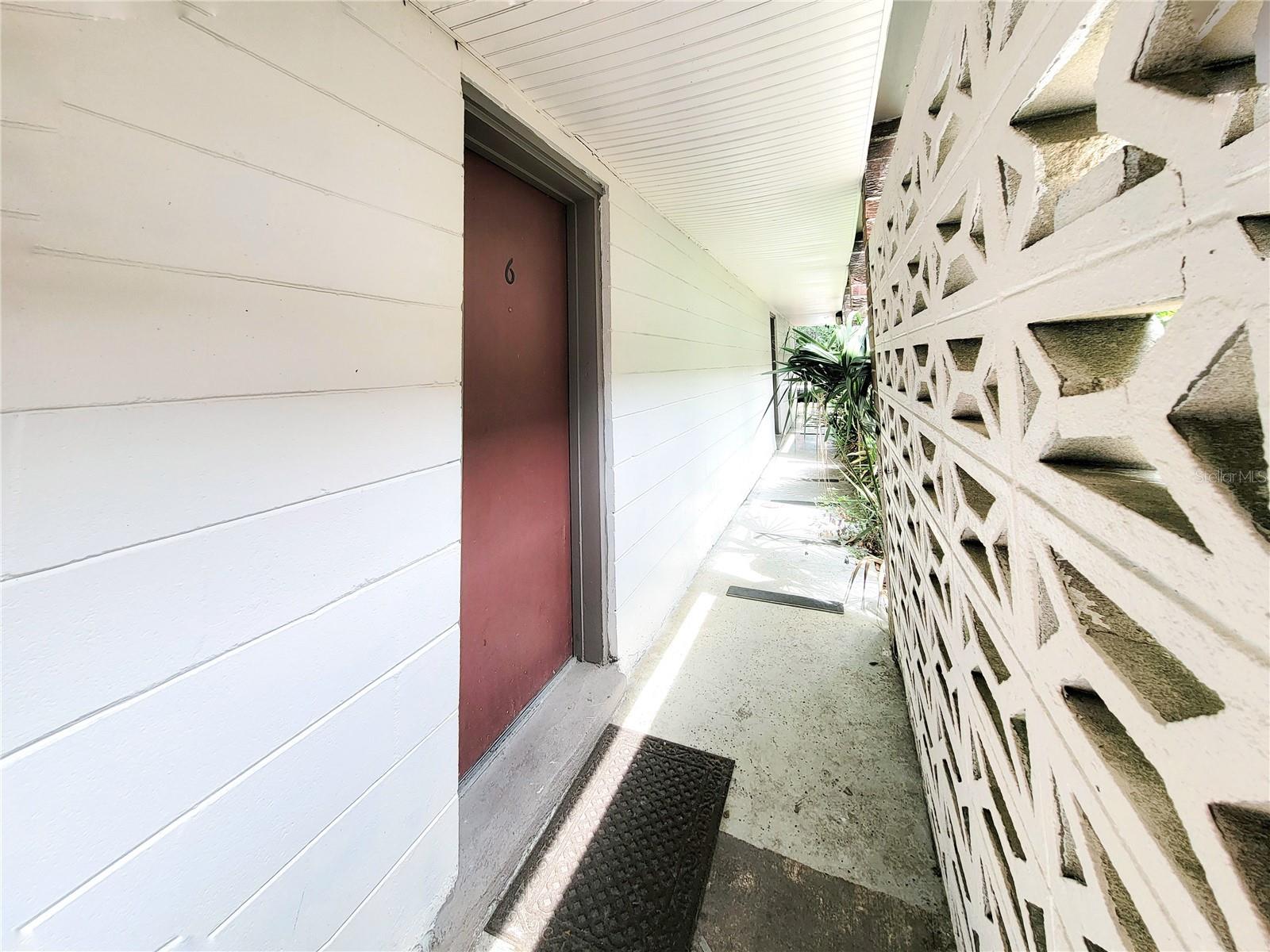 Image 3 of 16 For 1700 16th Court L6