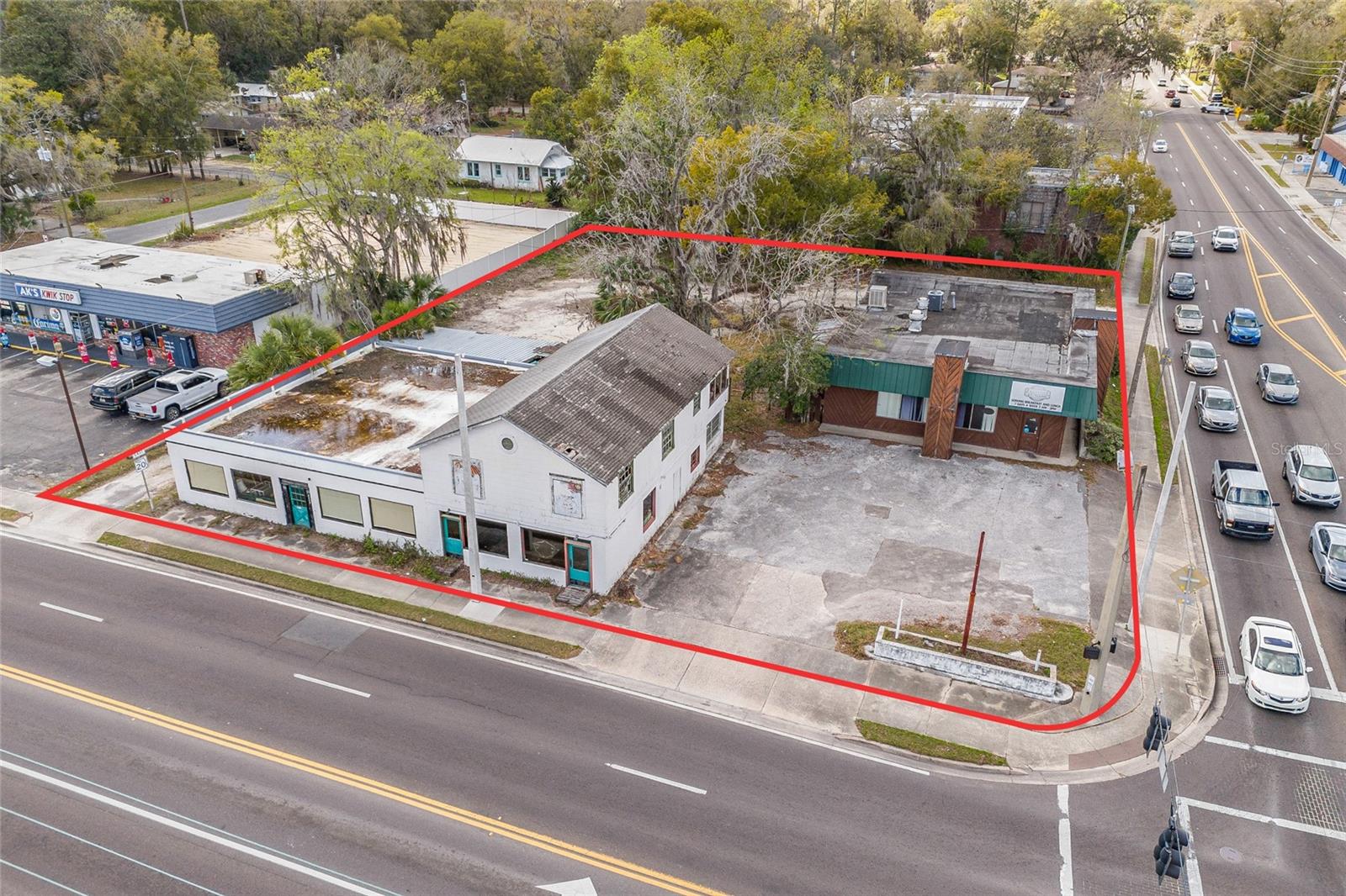 Image 2 of 23 For 2222 6th Street