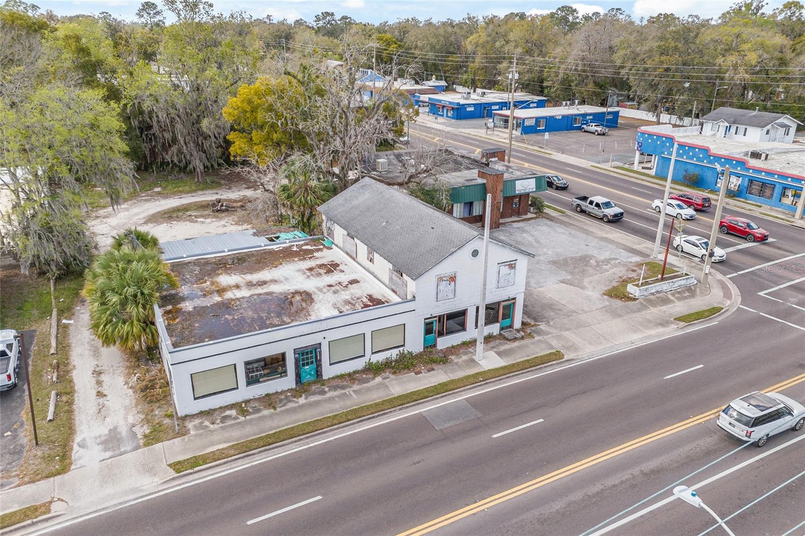 Image 3 of 23 For 2222 6th Street
