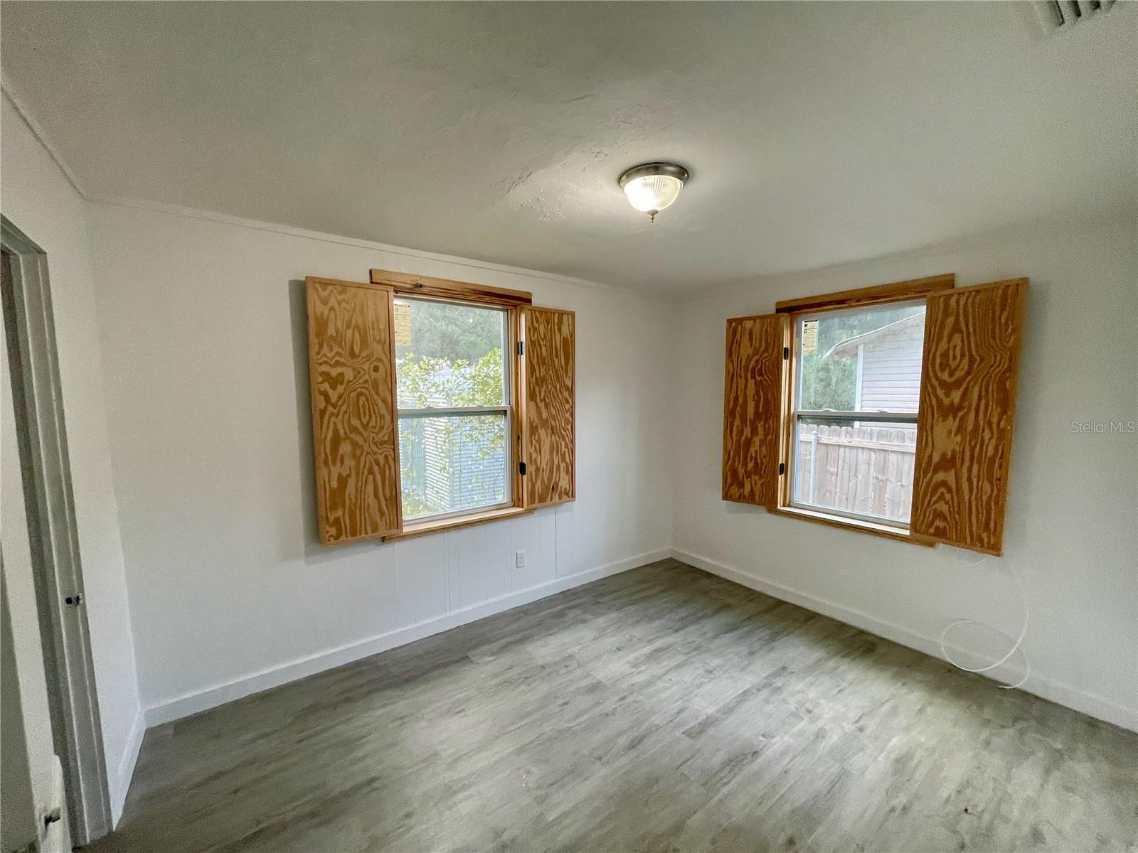 Image 6 of 12 For 432 15th Street