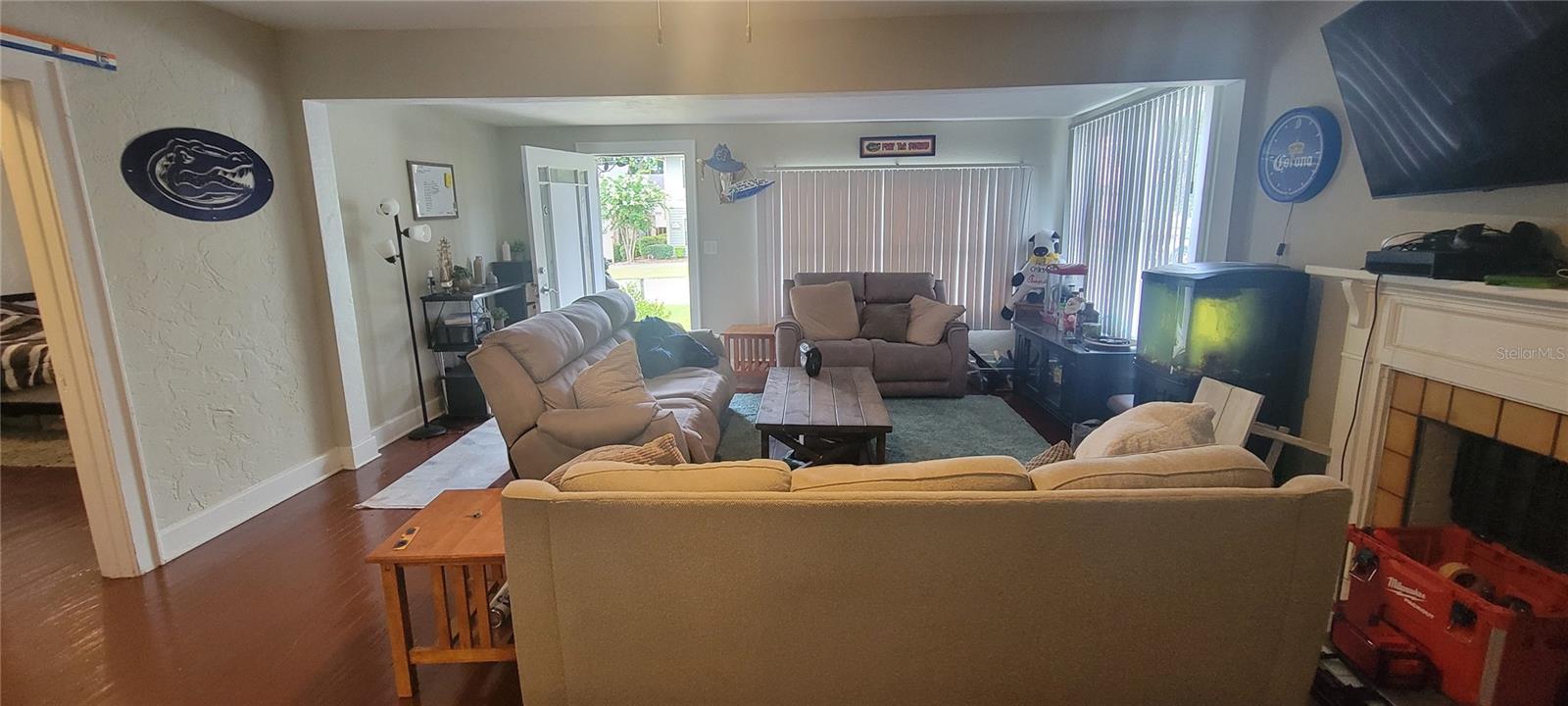 Image 2 of 16 For 924 5th Avenue C