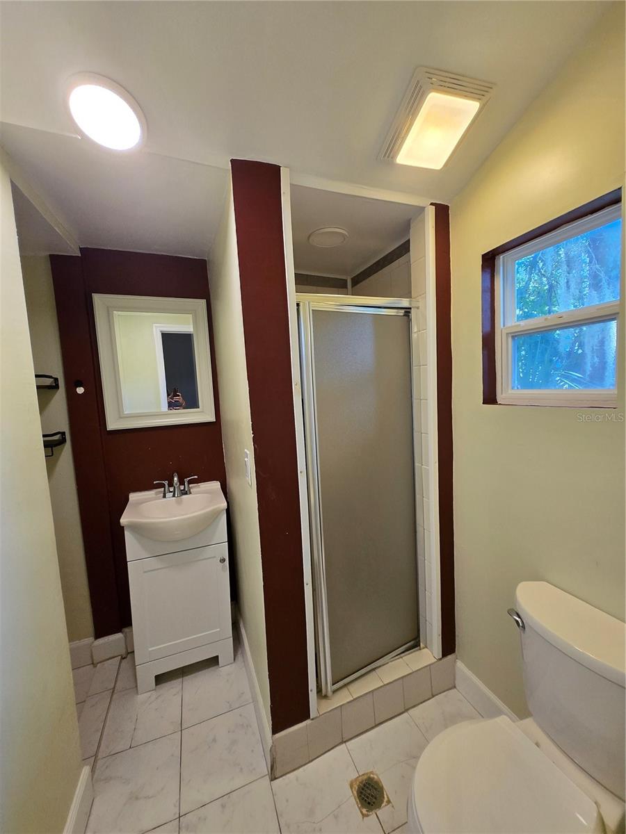 Image 22 of 24 For 924 5th Avenue C
