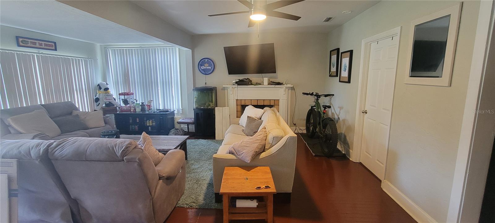 Image 5 of 16 For 924 5th Avenue C