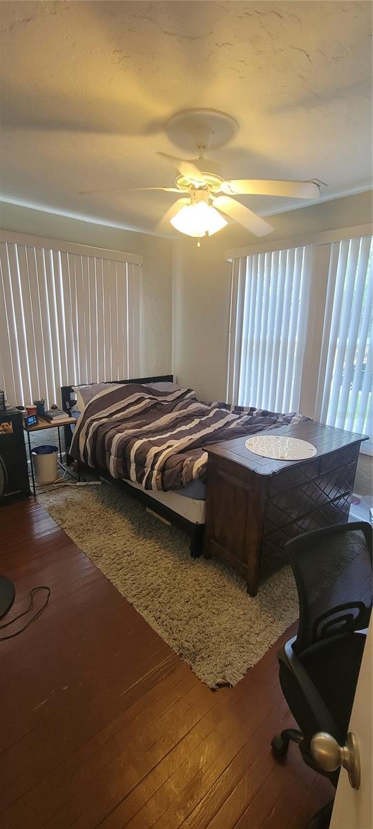 Image 7 of 16 For 924 5th Avenue C