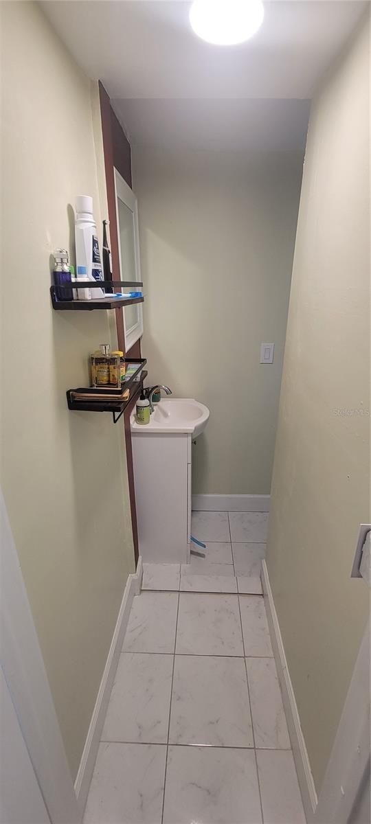 Image 9 of 16 For 924 5th Avenue C