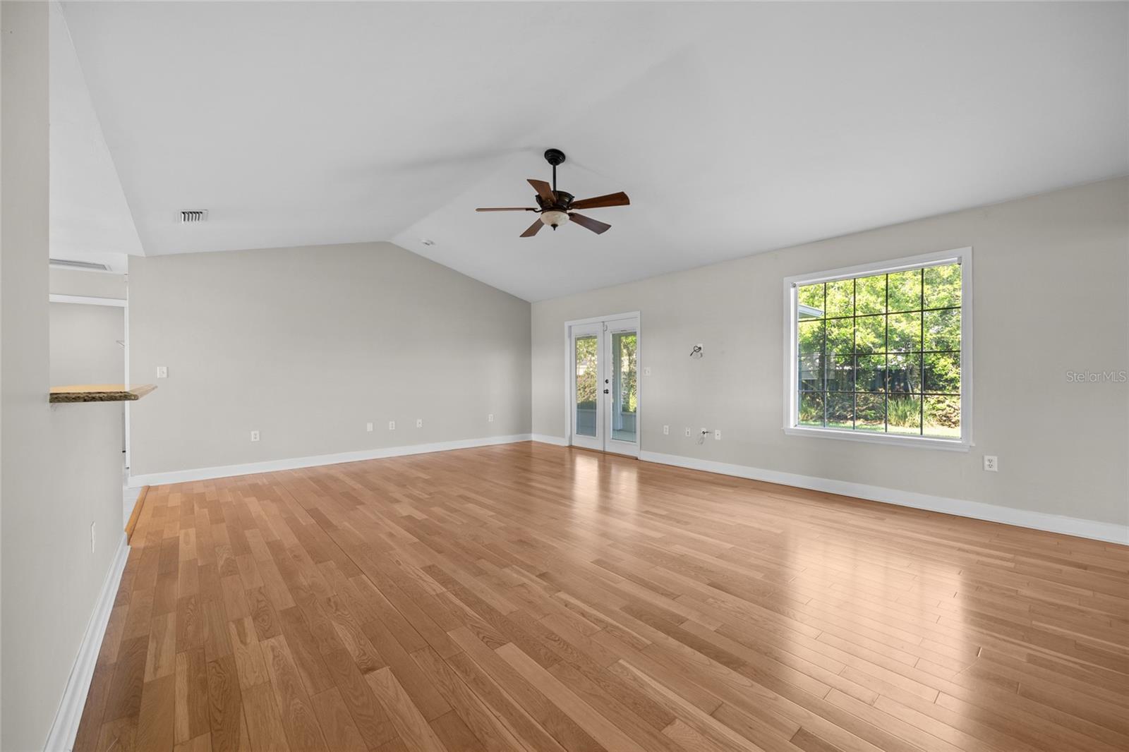 Image 6 of 24 For 484 232nd Terrace