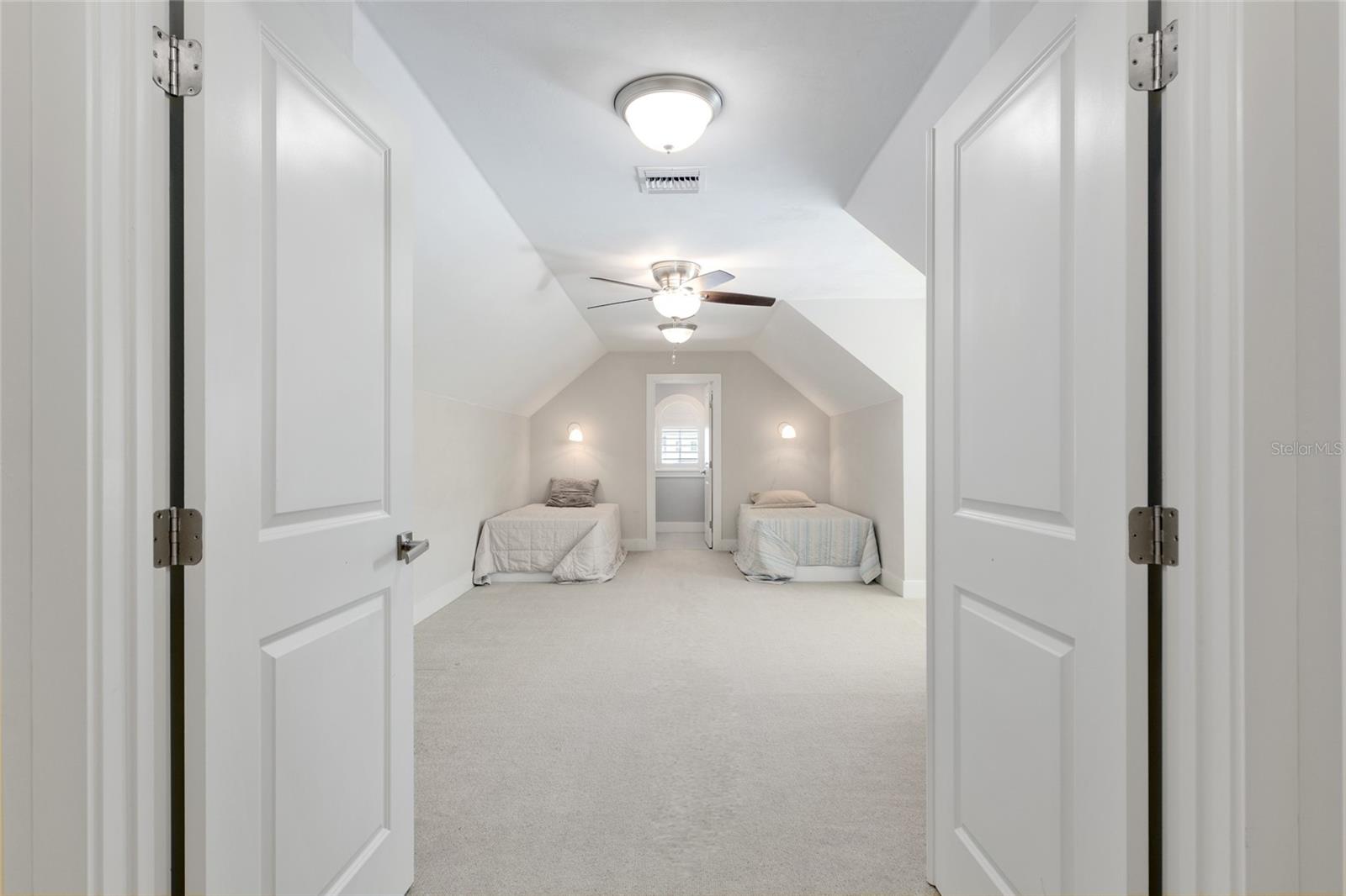 Image 66 of 98 For 10371 27th Place