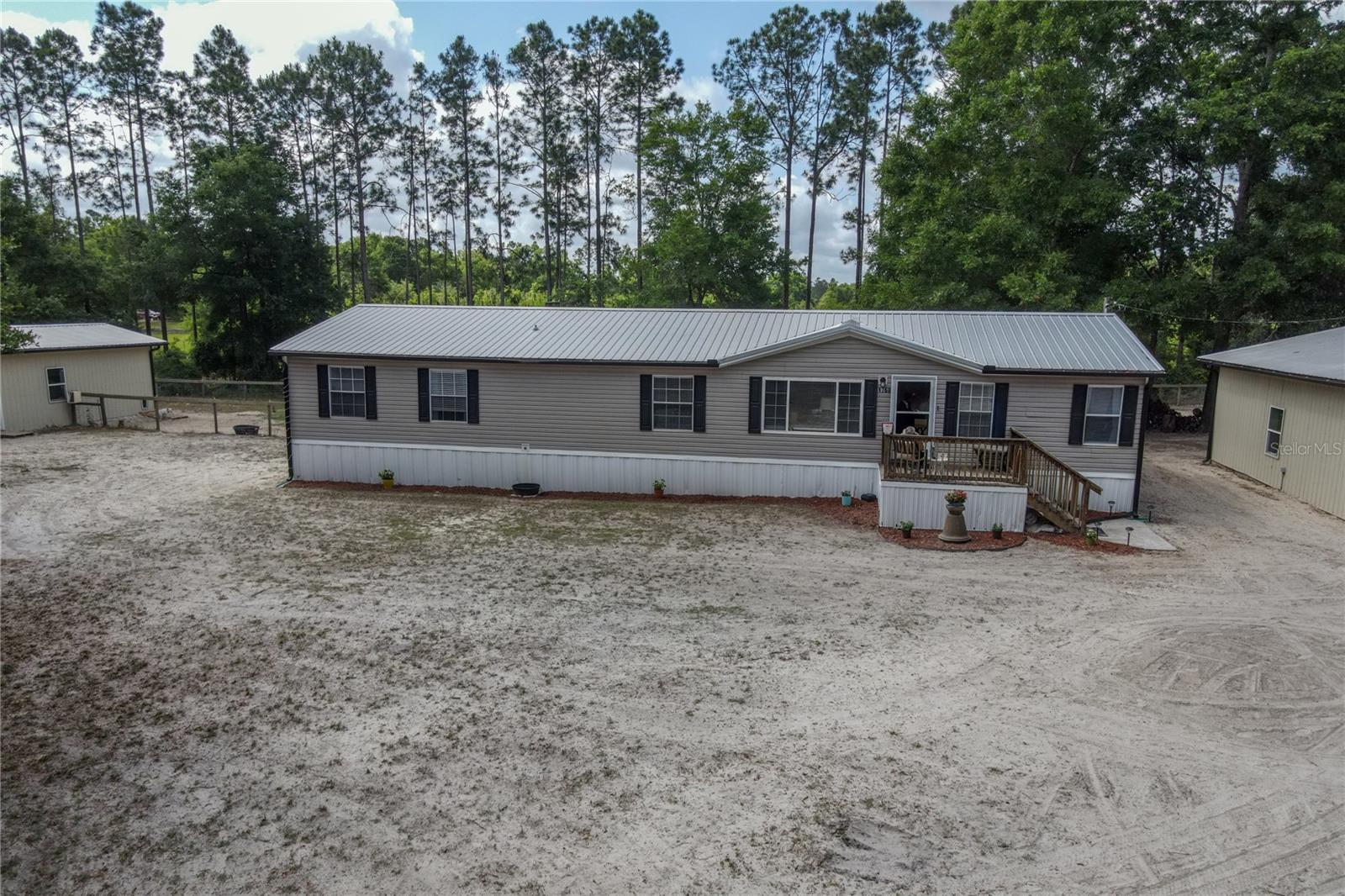 Image 4 of 66 For 1768 Shiloh Street