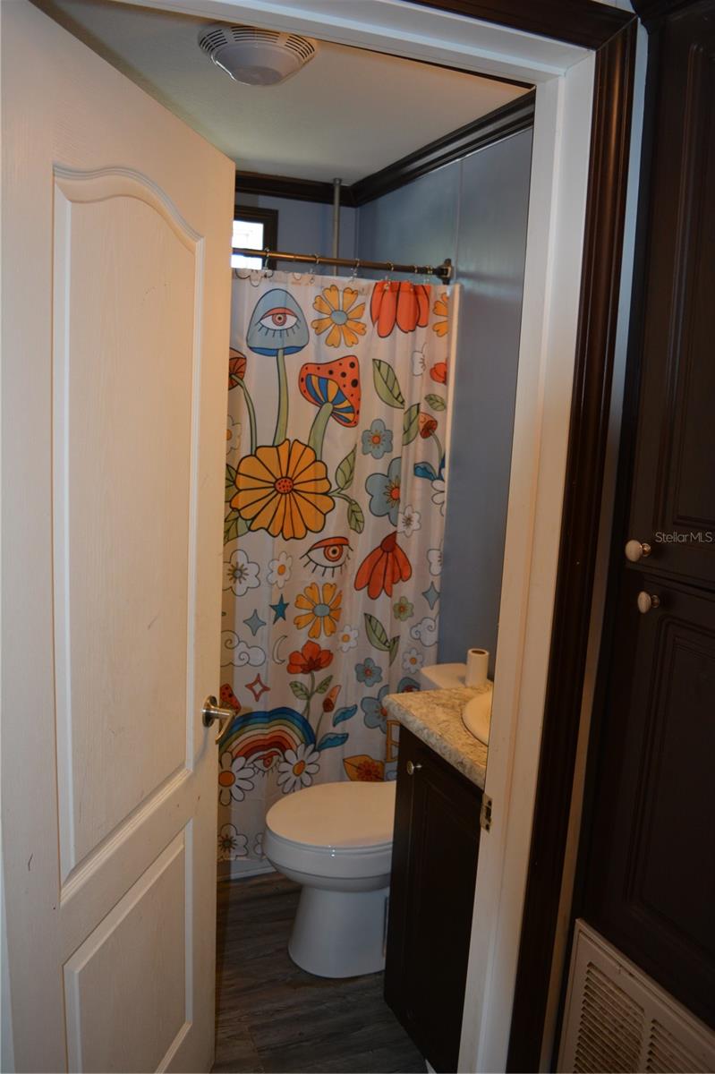 Image 21 of 45 For 2640 74th Avenue