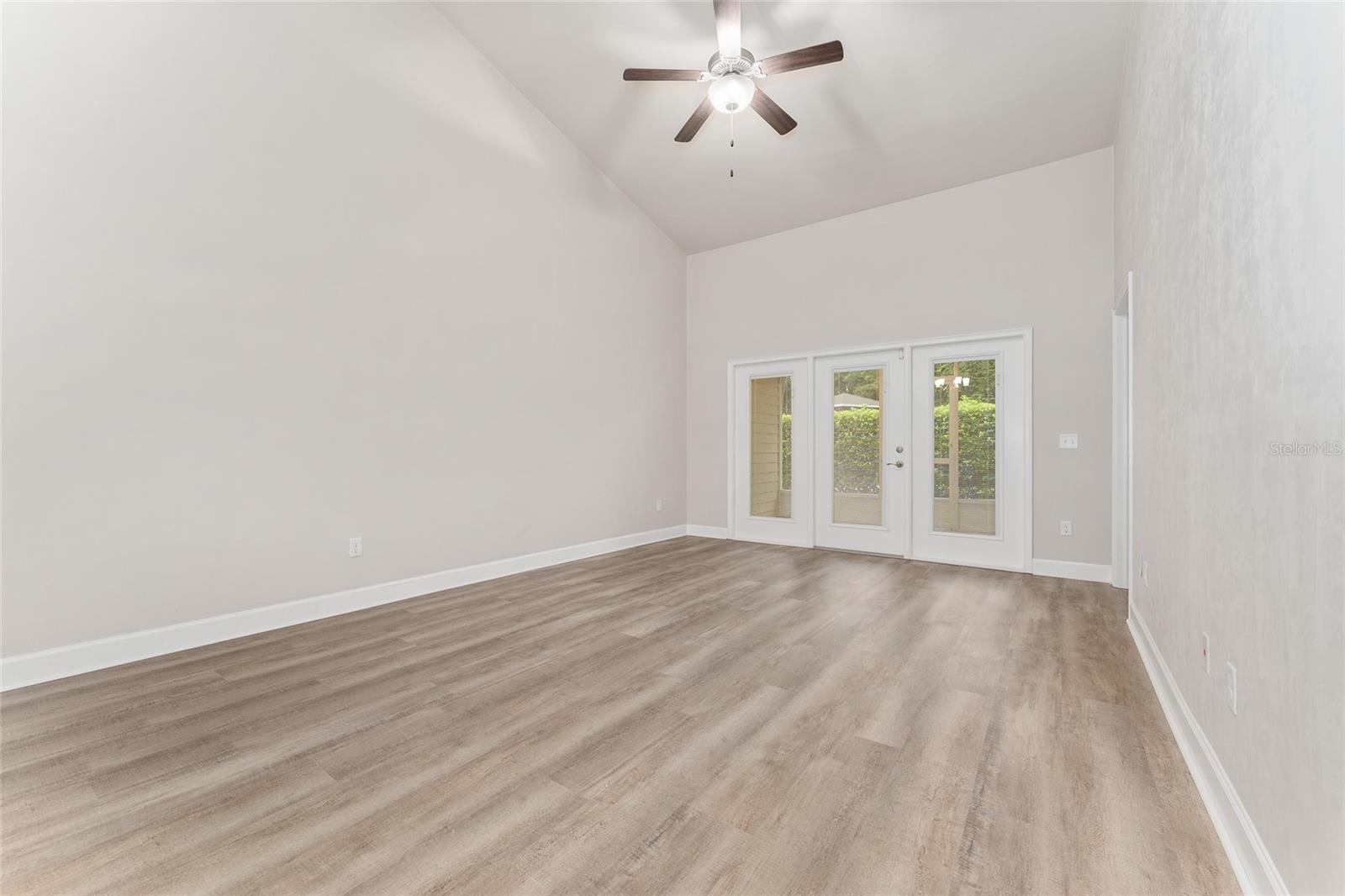 Image 17 of 56 For 1093 126th Way
