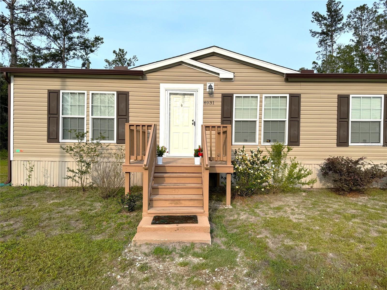 Image 3 of 81 For 6931 77th Avenue