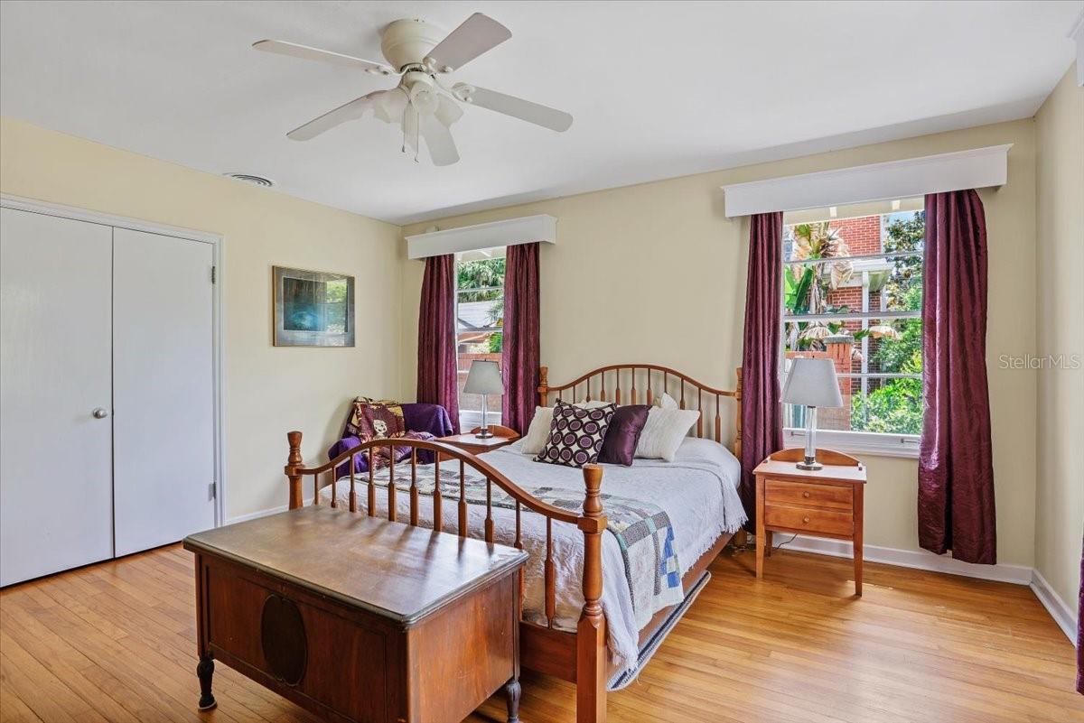 Image 10 of 42 For 506 10th Avenue