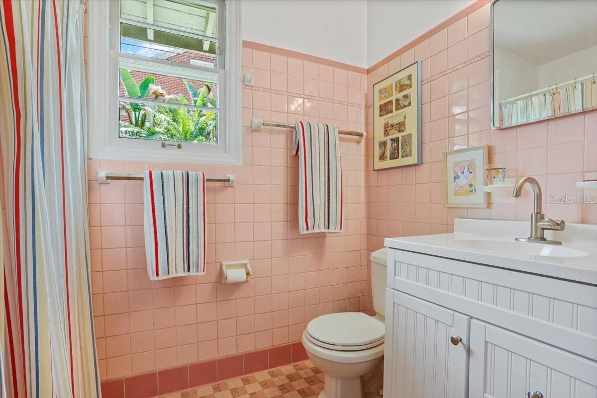 Image 12 of 42 For 506 10th Avenue