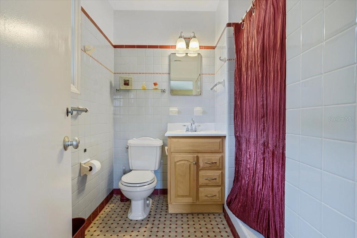 Image 15 of 42 For 506 10th Avenue