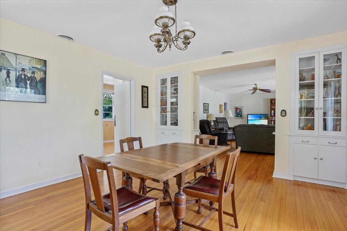 Image 18 of 42 For 506 10th Avenue