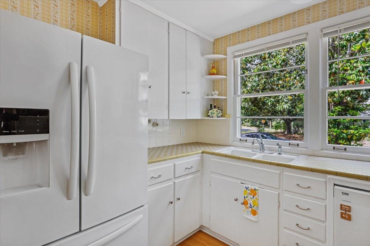 Image 24 of 42 For 506 10th Avenue