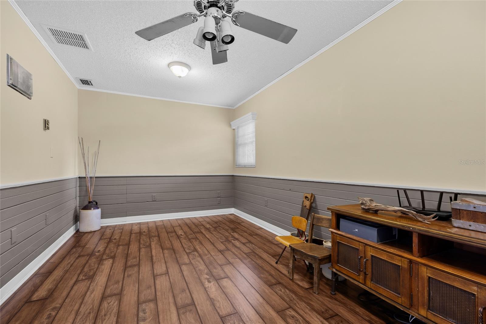 Image 21 of 50 For 7421 164th Street