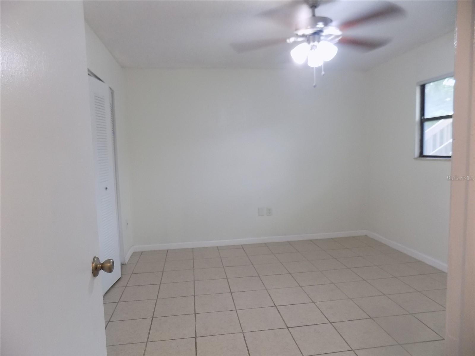 Image 12 of 60 For 2811 Archer Road W 191