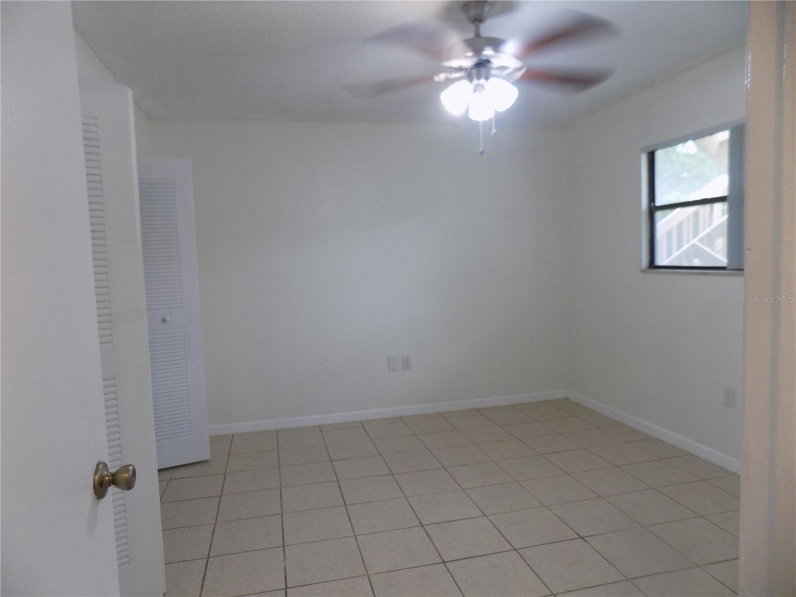 Image 16 of 60 For 2811 Archer Road W 191
