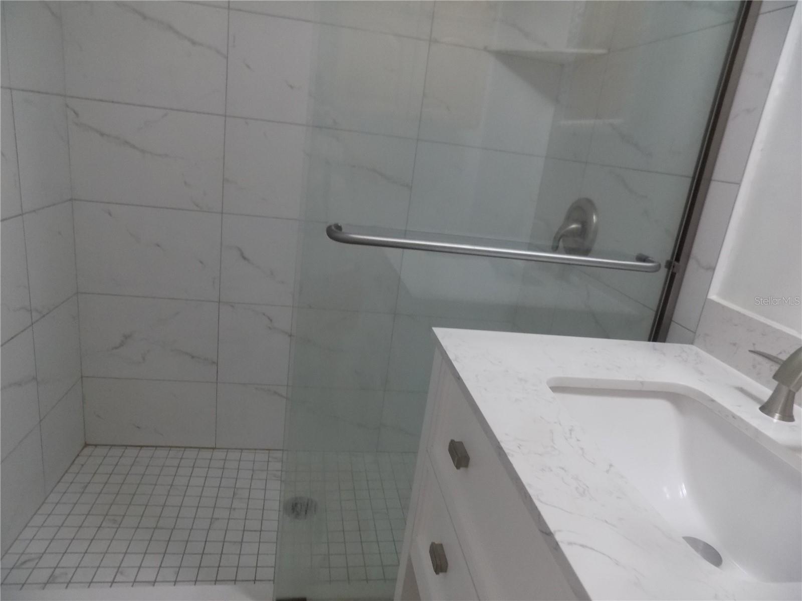 Image 36 of 60 For 2811 Archer Road W 191
