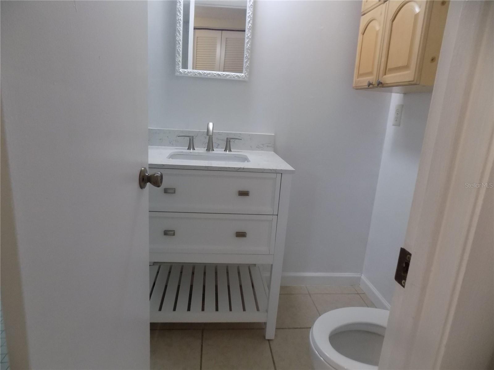 Image 37 of 60 For 2811 Archer Road W 191