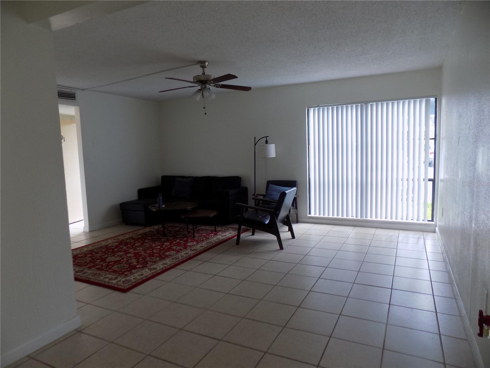 Image 9 of 60 For 2811 Archer Road W 191