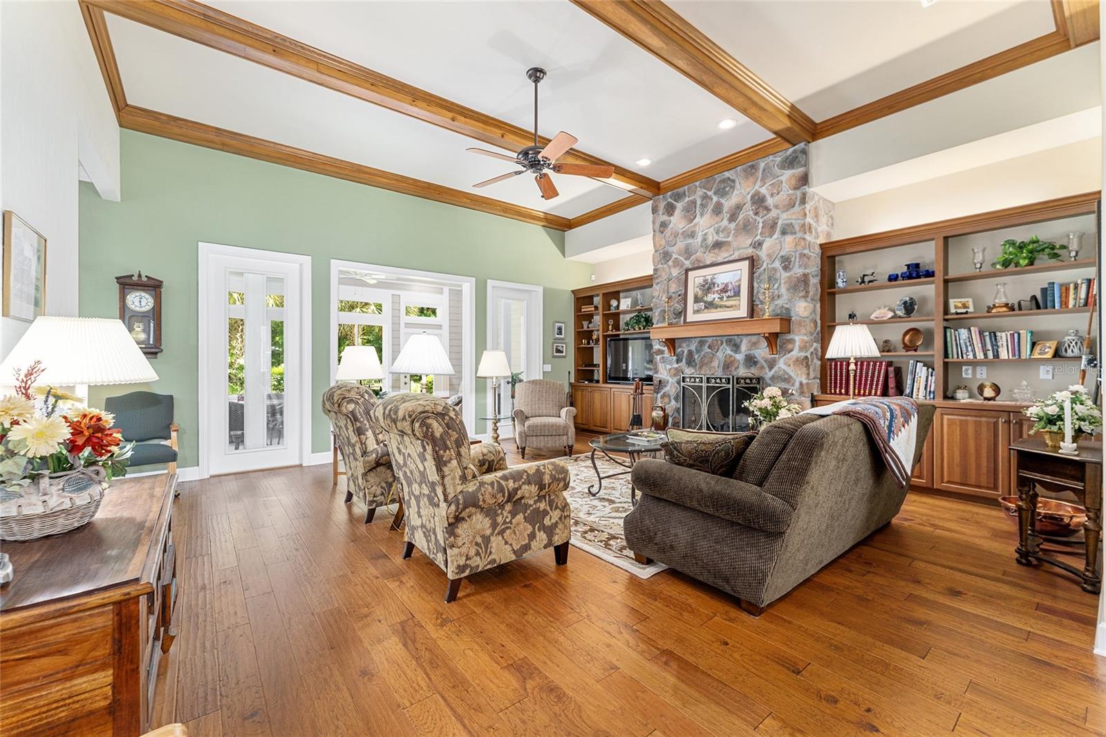 Image 14 of 100 For 19138 76th Avenue