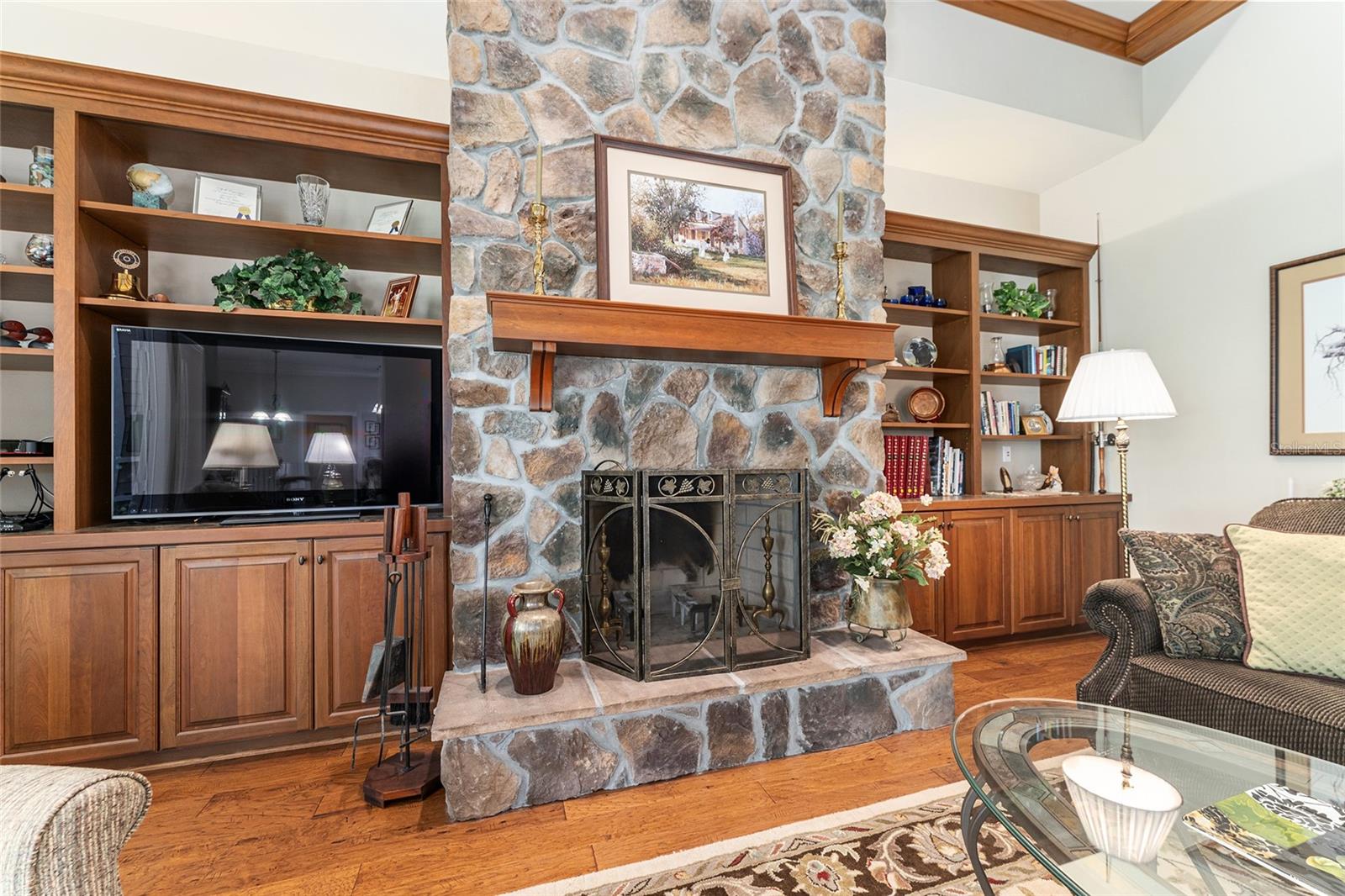 Image 16 of 100 For 19138 76th Avenue