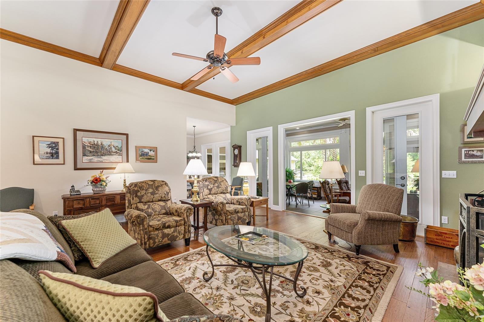 Image 18 of 100 For 19138 76th Avenue