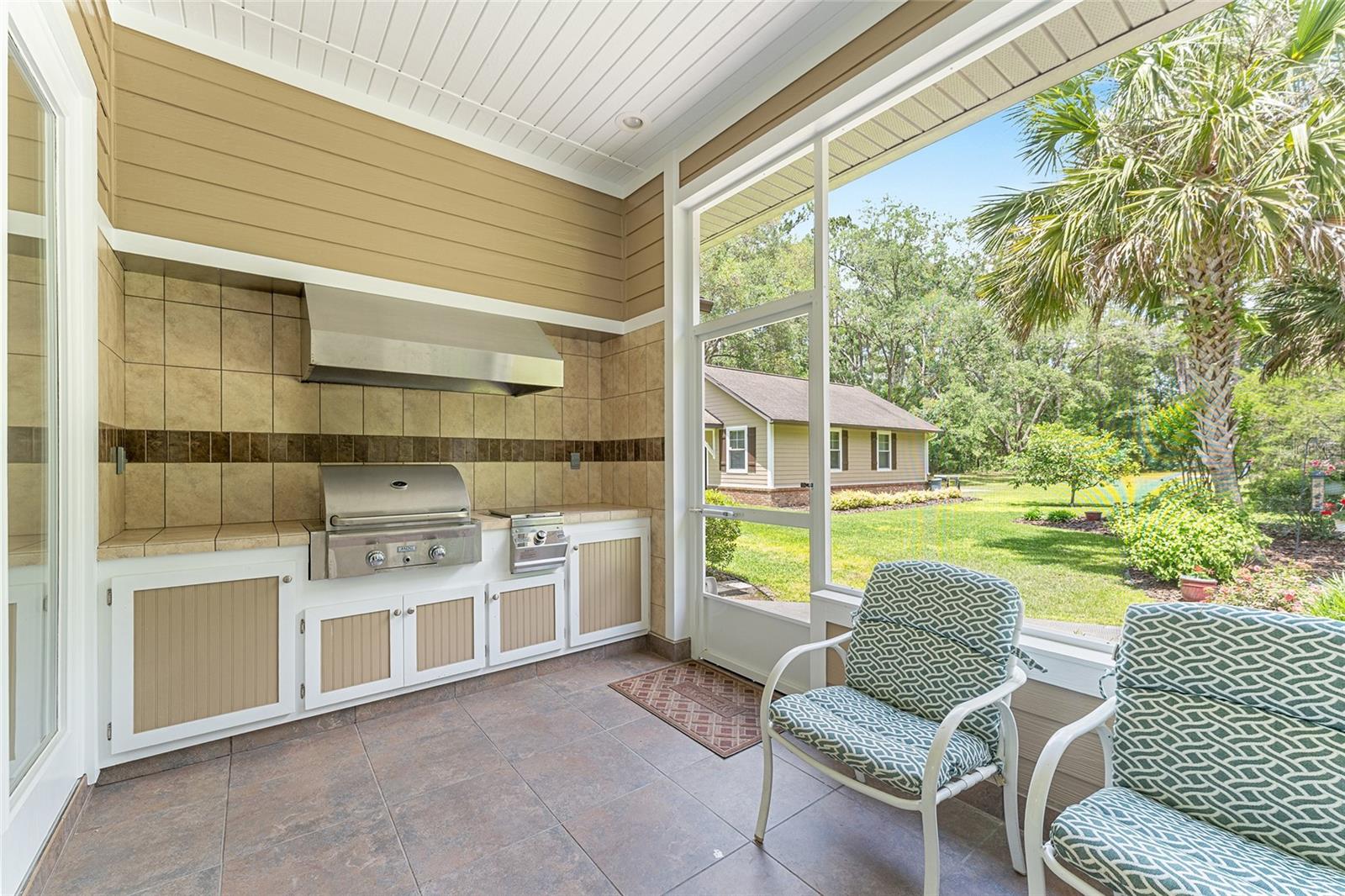 Image 37 of 100 For 19138 76th Avenue