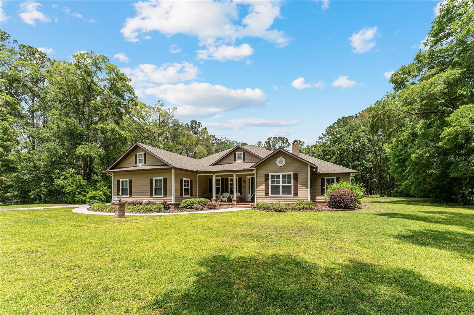 Image 4 of 100 For 19138 76th Avenue