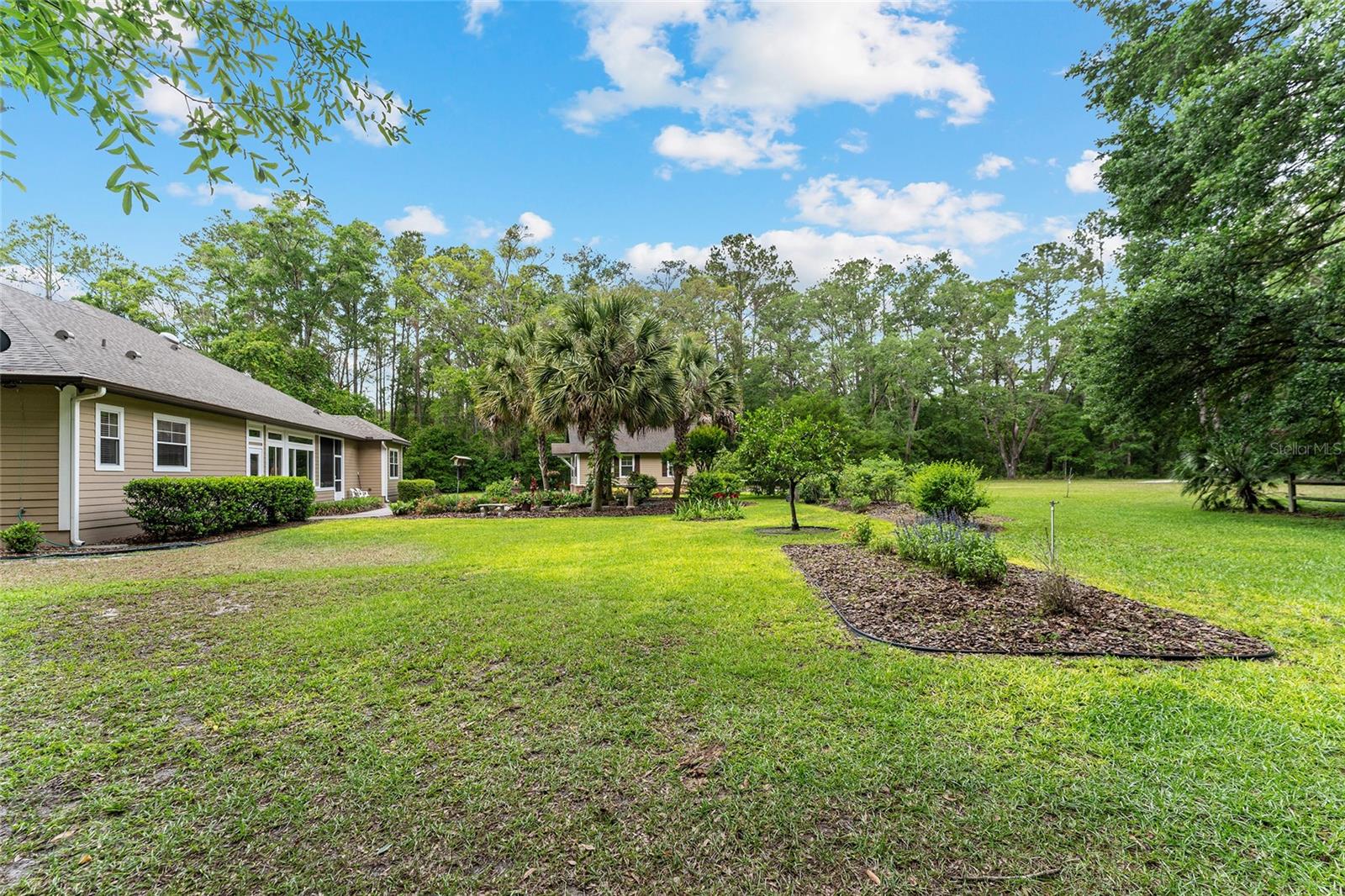 Image 70 of 100 For 19138 76th Avenue