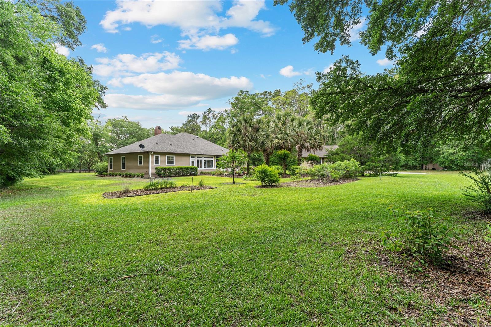Image 71 of 100 For 19138 76th Avenue