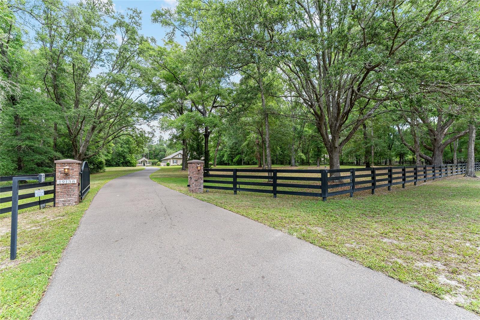 Image 83 of 100 For 19138 76th Avenue