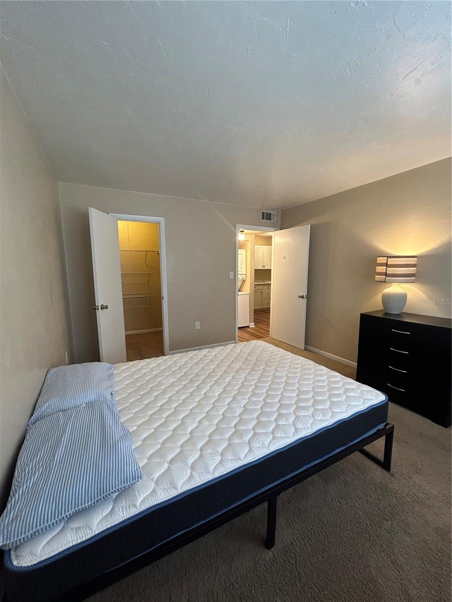 Image 11 of 14 For 1035 9th Street 2