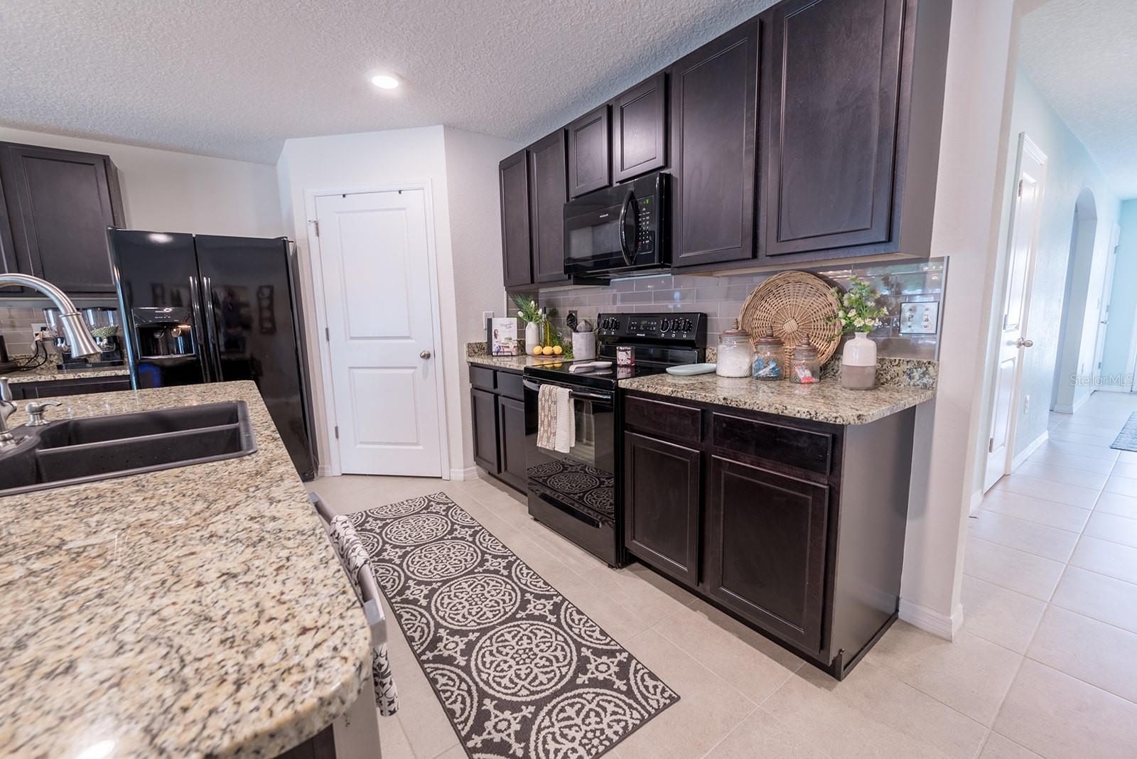 Image 12 of 54 For 25175 8th Road