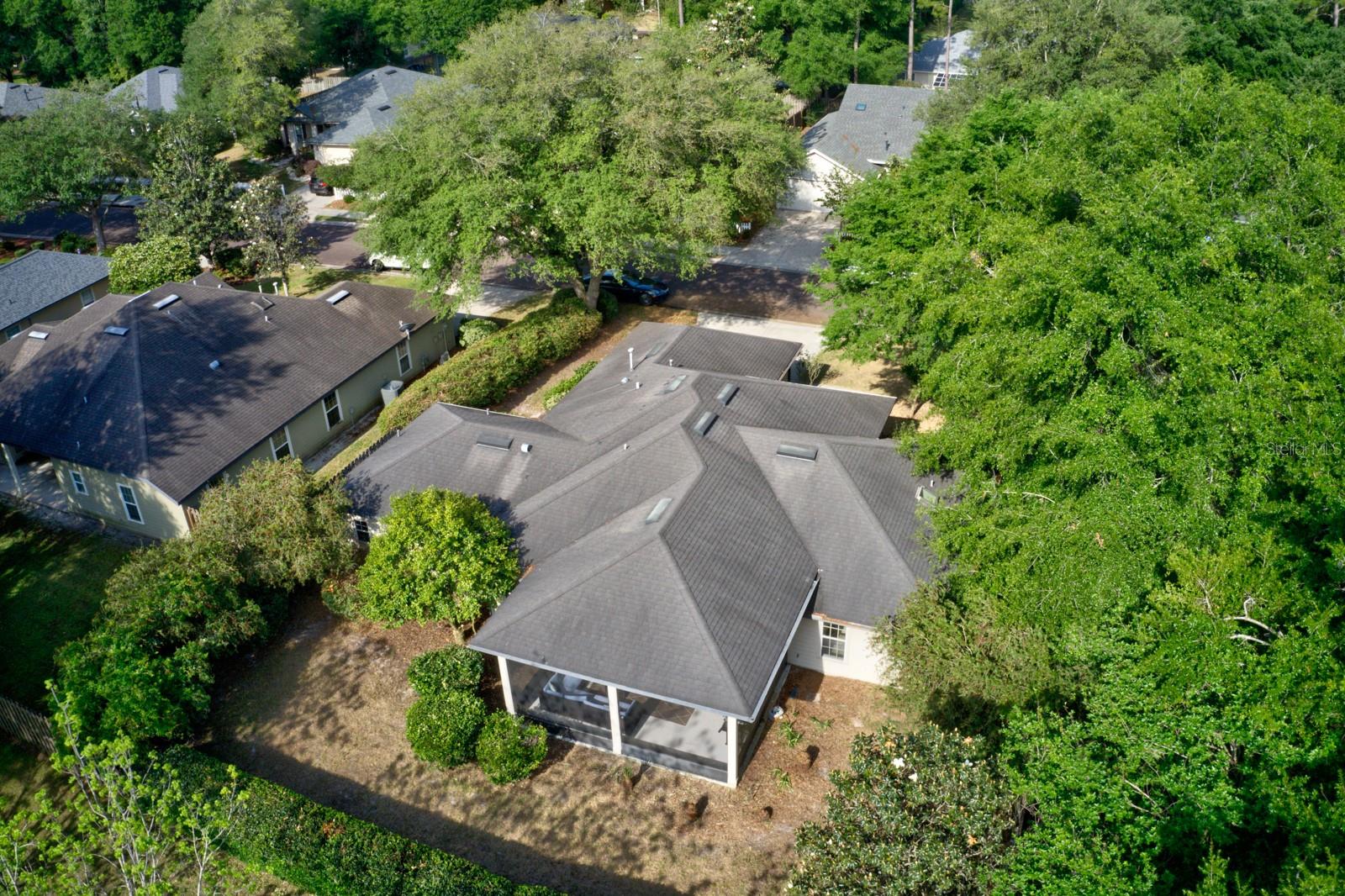 Image 11 of 32 For 7103 85th Terrace