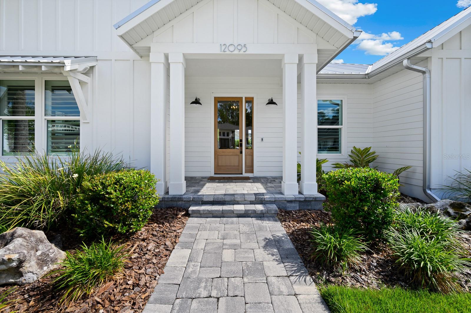 Image 4 of 36 For 12095 9th Lane