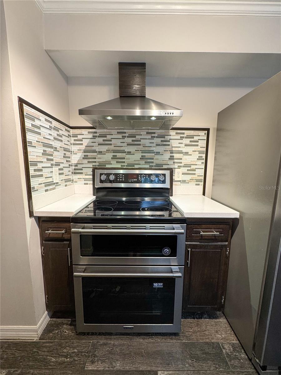 Image 15 of 30 For 2715 47th Place